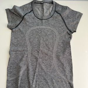 Lululemon Swiftly Tech short sleeve top